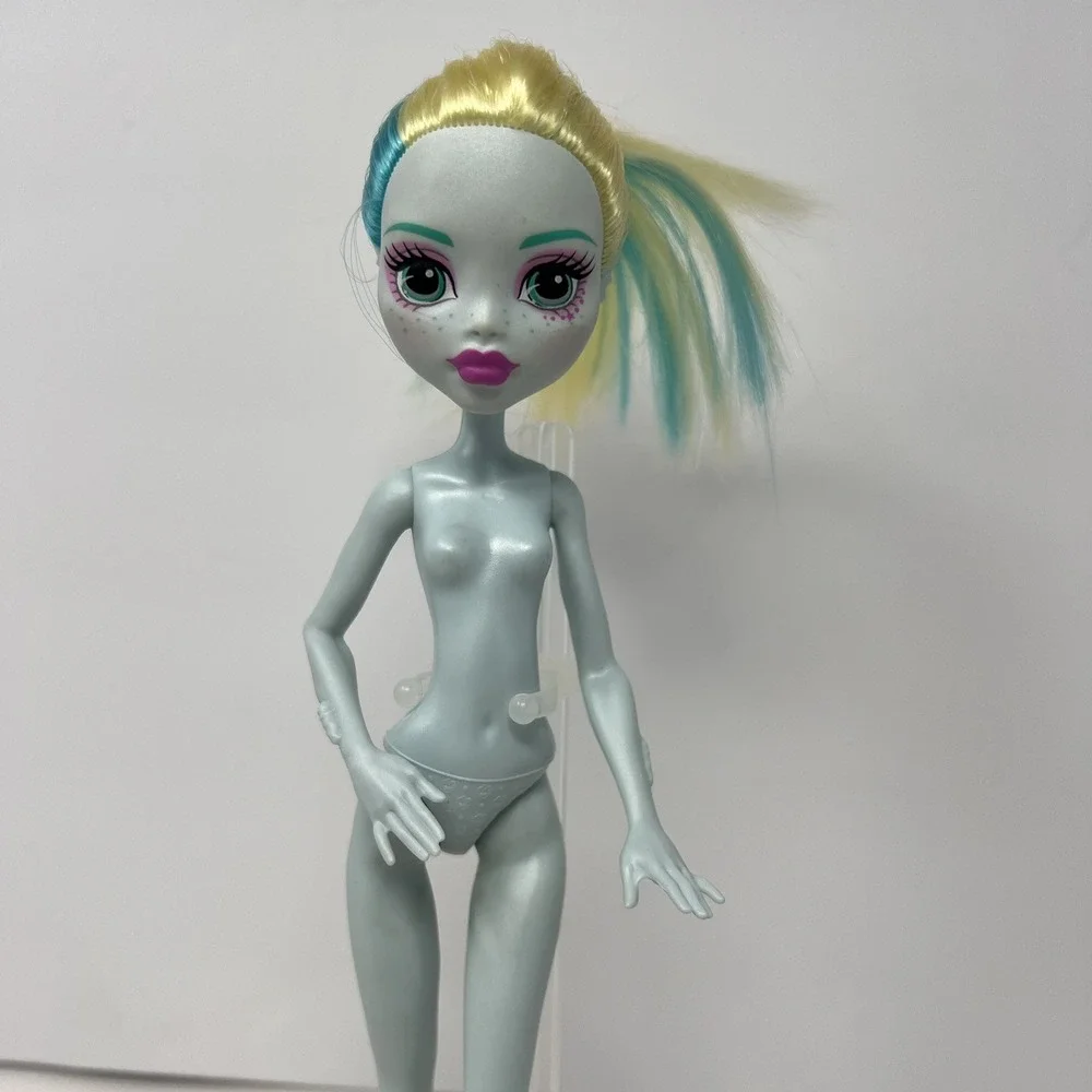 monster high item as